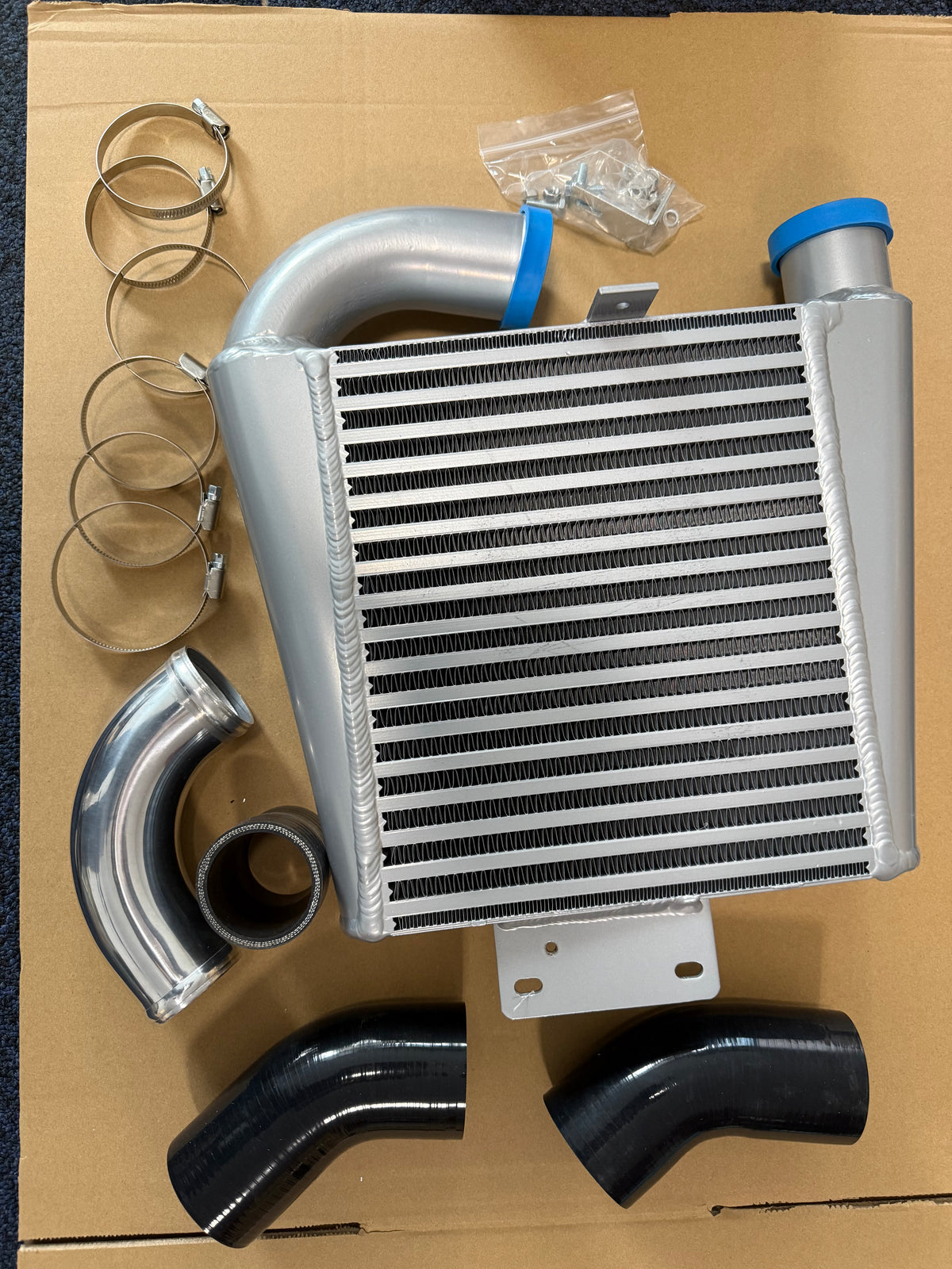 Front Mount Intercooler Kit for Toyota Landcruiser 100 series 1HDFTE 4.2L Turbo