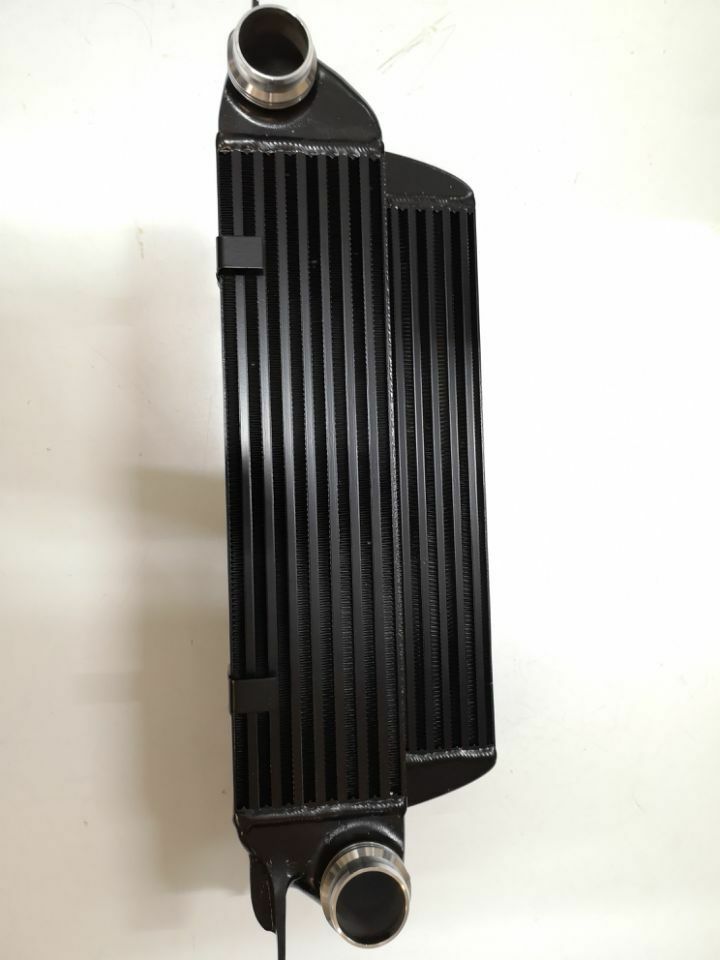 Intercooler for BMW 2004-2010 E60 E61 E63 E64 525D 530D 535D 635D