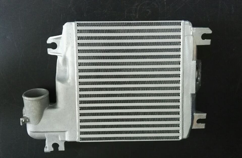 Intercooler For Toyota Hilux KUN16R KUN26R 3.0L 1KD-FTV Turbo Diesel 2005-2017